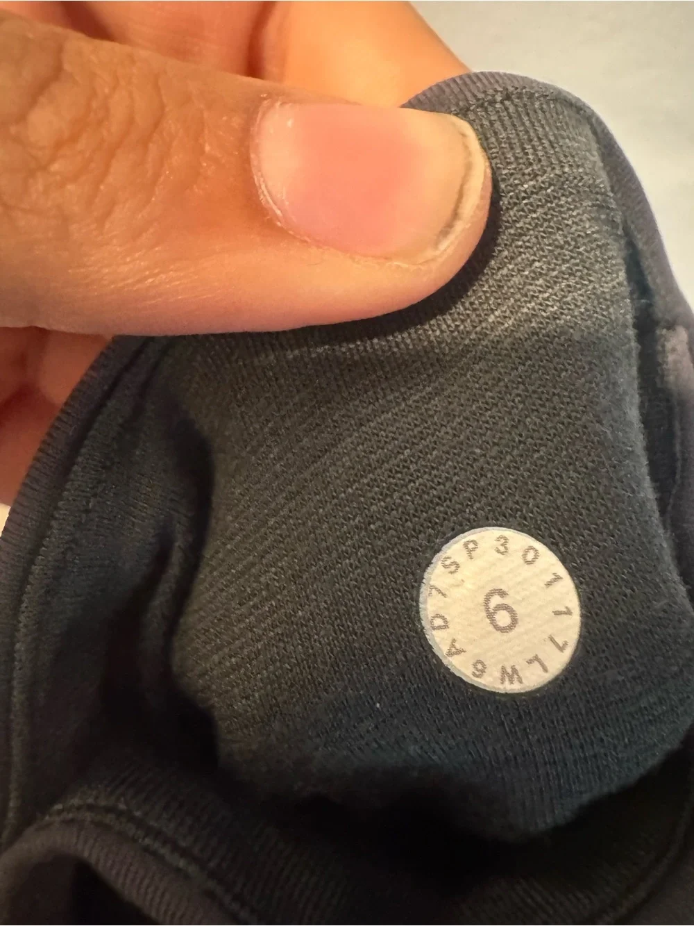 lululemon Athletica Gray High Rise Mesh Polka Dot Pocket Leggings Size 6